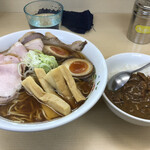 煮干鰮らーめん 圓 八王子本店 - 