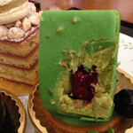 Patisserie Ravi,e relier - 