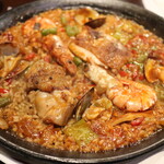 マルカドール - 海と山のパエジャ