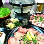 ホルモン亭 炭火焼肉 若松 - 2度目の来店だったので結構頼んじゃいました！！