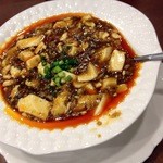 中国食府 双龍居 - マーボー豆腐 （￥700）