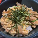 レント カフェ - 親子丼　味噌汁付き　500円