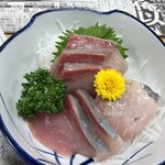 動坂食堂 - 単品：寒鰤刺し 