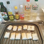 オーケー - ★★★仕方なく一口サイズにカットして200℃て10分焼いて冷蔵庫で眠っていたジャムを中に挟み、再度10分焼く！パイは出来立てほど美味しい！