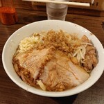 らーめんふぁんくらぶ 歴史を刻め - 2回目。ラーメン(300g)+豚1枚。