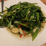 Warung Laota Jimbaran - 空芯菜炒め