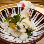 温石 - 　鮑（雌貝）の土鍋ご飯