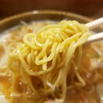 神成 - 合鴨らぁ麺の麺