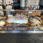 Kisik Bar and Grill  - こちらはエビ・イカ・牡蠣など