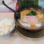 はし友ラーメン - 2020年2月　ラーメン大とライス