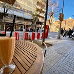 Green Kiss - サン・パウを眺める