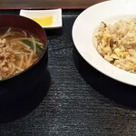 Tyuuka Ryouri Kouman Rou - 丼セット\680。丼ではないですが。