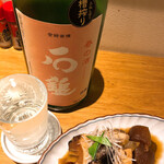 串カツ・どて煮 然 - おすすめ日本酒とブリのあら煮
