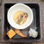 ぼちぼち - つきだし