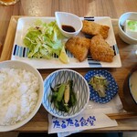 アジフライ たるたる食堂 - アジフライ定食950円
