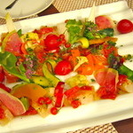 ビストロ ダイア - 多種盛カルパッチョ　フレッシュトマトとバジルソース　シェリー酒酢風味