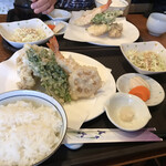 旬菜と手打ち蕎麦・うどんの店 稀星 - 