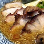 らーめん森や。 - カリフリちゃーしゅーめん(5枚、細麺、味噌)