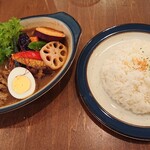 ZORA - ラムしゃぶと季節野菜のスープカレー
