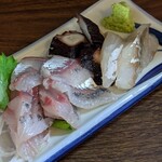 さすけ食堂 - 鯵刺身盛り合わせ（本日の刺身（鯵、ほうぼう、たこ））