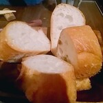 ハルベルバル - バケット(4ヶ)　２５０円 アヒージョと共に。