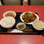 蓬莱春飯店 - R2.2 黒酢豚定食