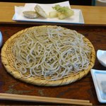 蕎麦 案山子 - 天付蕎麦(大盛)＠案山子