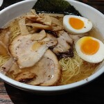 宗家一条流 がんこラーメン十八代目 - 塩ラーメン 700円   味付け玉子100円