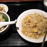 龍祥軒 - 五目炒飯とワンタンスープ