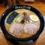 らあめん花月嵐 - ラーメン720円。大盛り180円。