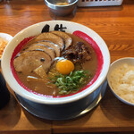 徳島ラーメン人生 - 徳島ラーメン肉祭り（全部入り）1,020円