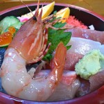 新花寿司 - 海鮮ちらし丼