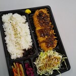 Shinjuku Saboten - 特選やわらかヒレかつ弁当９０７円