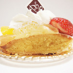 プティ・グラン - タルトフリュイの断面。('12 3月)