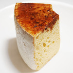 プティ・グラン - 焦がしシフォンケーキ (220円) ('12 3月)