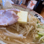 味噌ラーメン 力丸 - 味噌ラーメン(トッピング:バター)