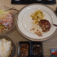 サカナザ - 粗挽きハンバーグステーキ② サカナザ - 粗挽きハンバーグステーキ②
