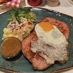 Käfer - レバーケーゼとサラダ♪