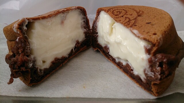 あじまん ザ・ビッグ尾花沢店 - 大石田（たい焼き・大判焼き）の写真