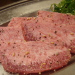 多来多来 - 刺身でも食べられる〝タン〟