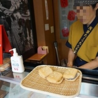 浅草ちょうちんもなか_2