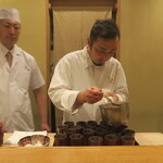 日本料理 太月 - 仕上げるシェフ
