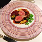 マノワール・ディノ - 