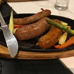 煙の下 - "自家製チキンソーセージの燻製"