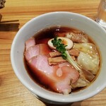 麺匠 いしかわや - 醤油ワンタン＋チャーシュー２枚