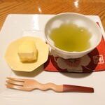 花明りの宿 月の池 - おもてなし茶