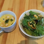ボーノ - サラダセット（300円）も注文