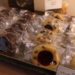 パティスリー ユウ ササゲ - 店内模様