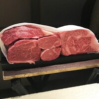神戸牛炉釜ステーキ GINZA KOKO炉 - さまざまな部位の神戸牛をご披露