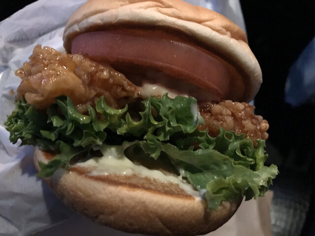 モスバーガー 弘前城東店 - 運動公園前（ハンバーガー）の写真